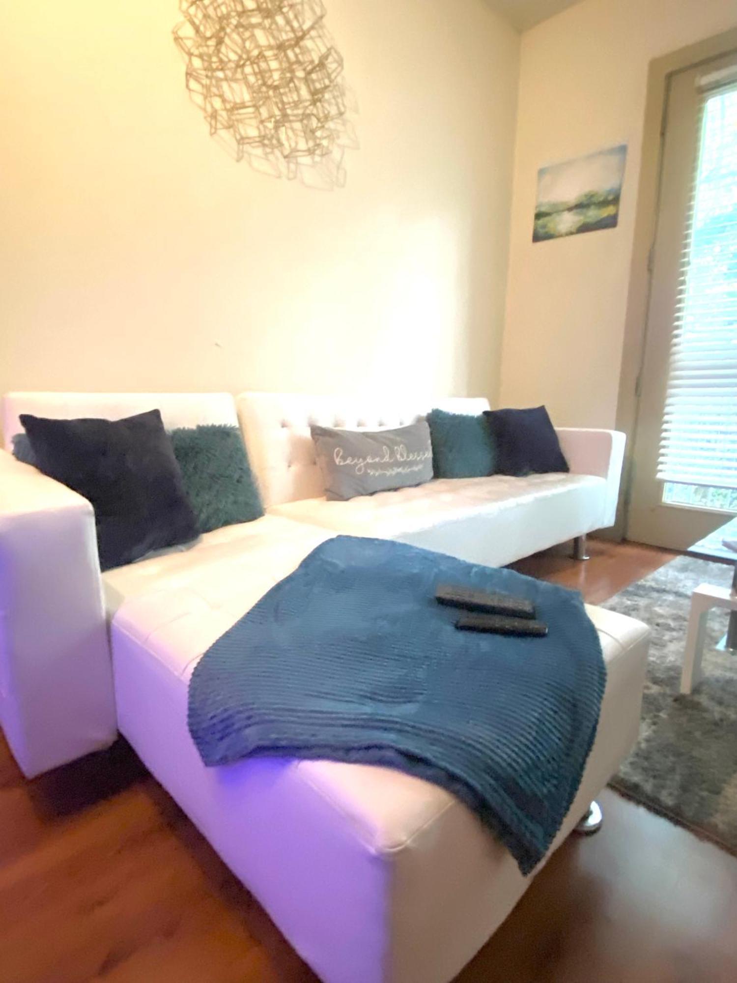 Apartament 1Bd Gorgeous Loft In Buckhead Free Wi-Fi, Parking Atlanta Zewnętrze zdjęcie